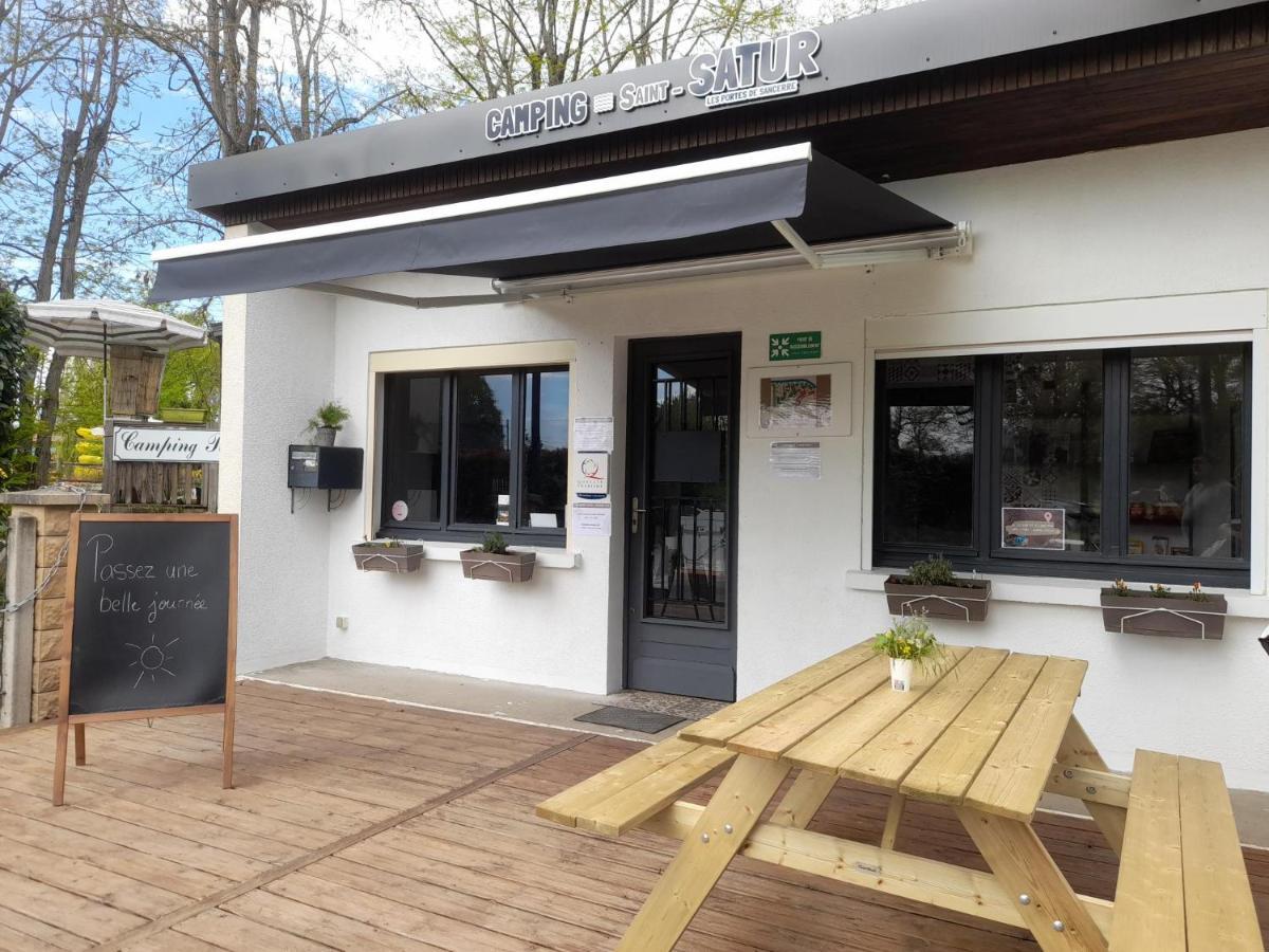 Camping Les Portes De Sancerre Saint-Satur Exterior foto