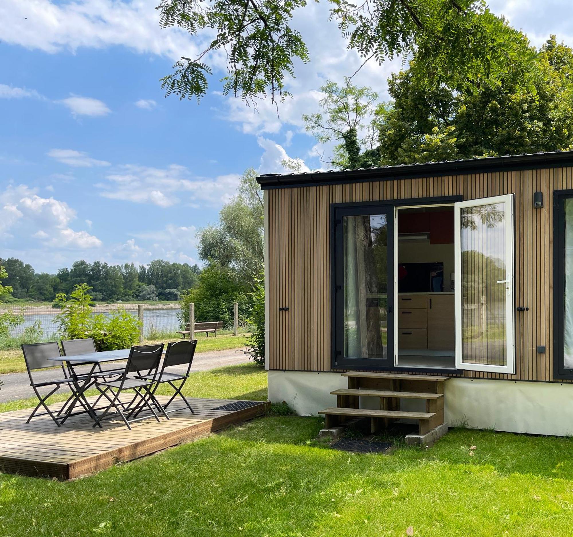 Camping Les Portes De Sancerre Saint-Satur Exterior foto